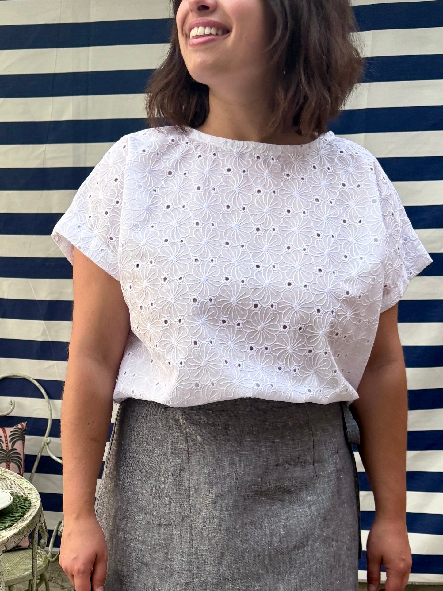 Maglia Basic sangallo a fiori