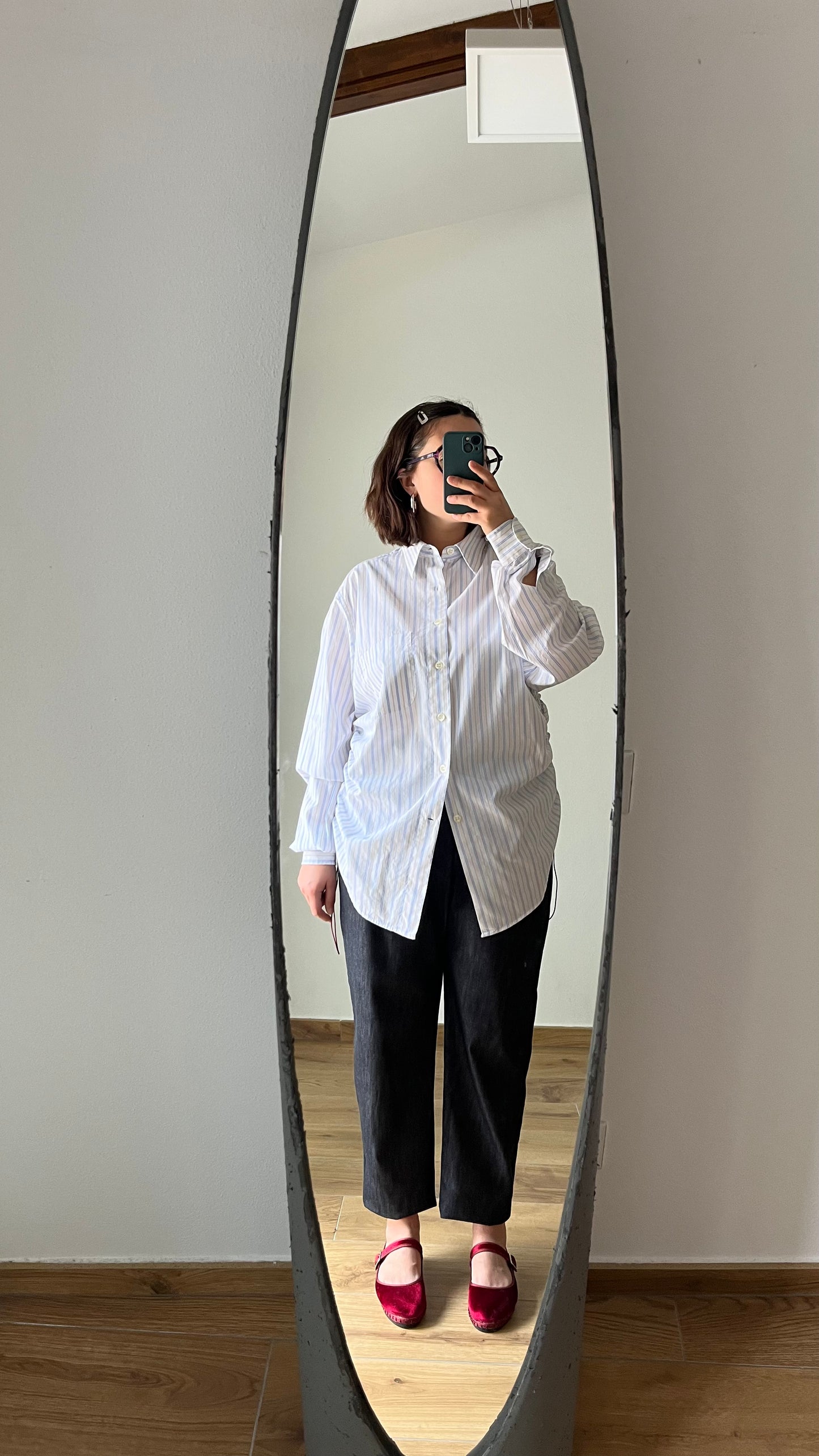 Camicia bianca a righe azzurro/beige + elastico bordeaux