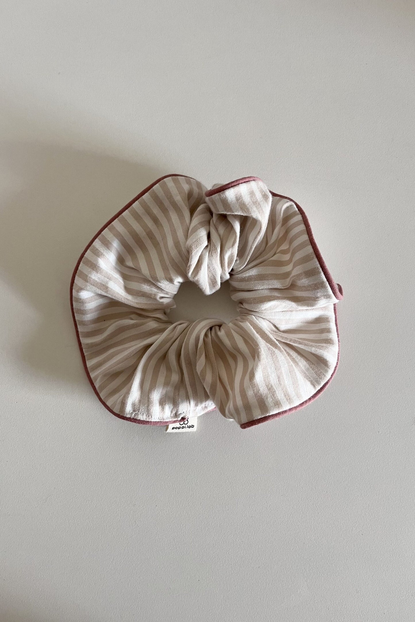 Scrunchie righe rosa cipria/bianco + piping rosa