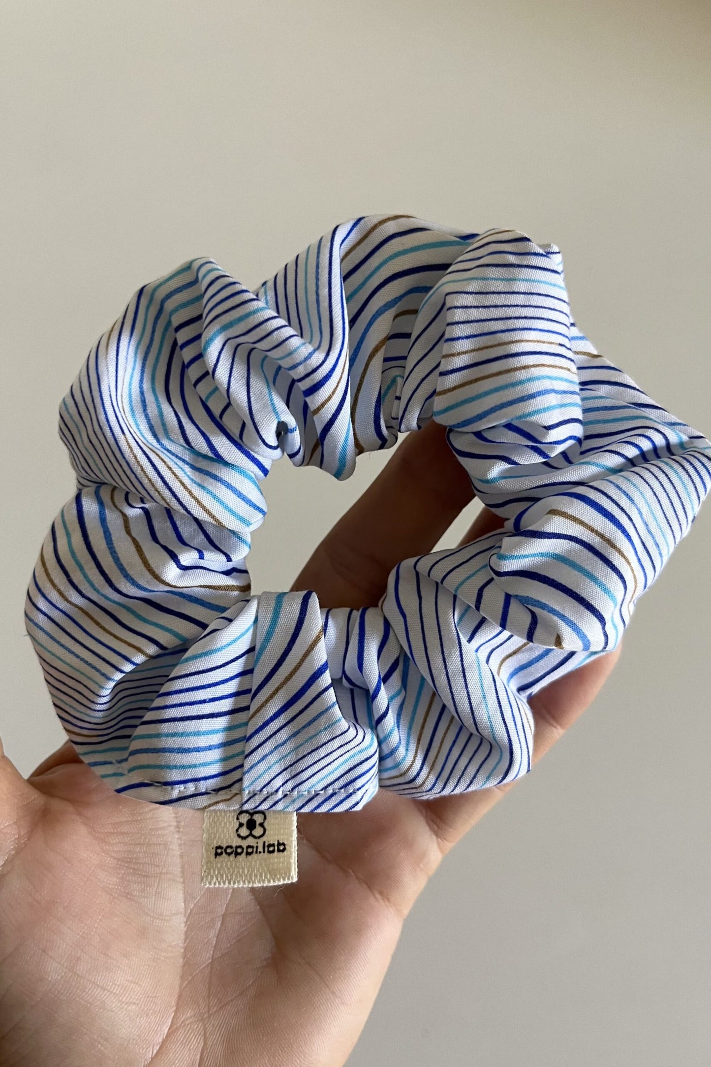 Scrunchie onde blu