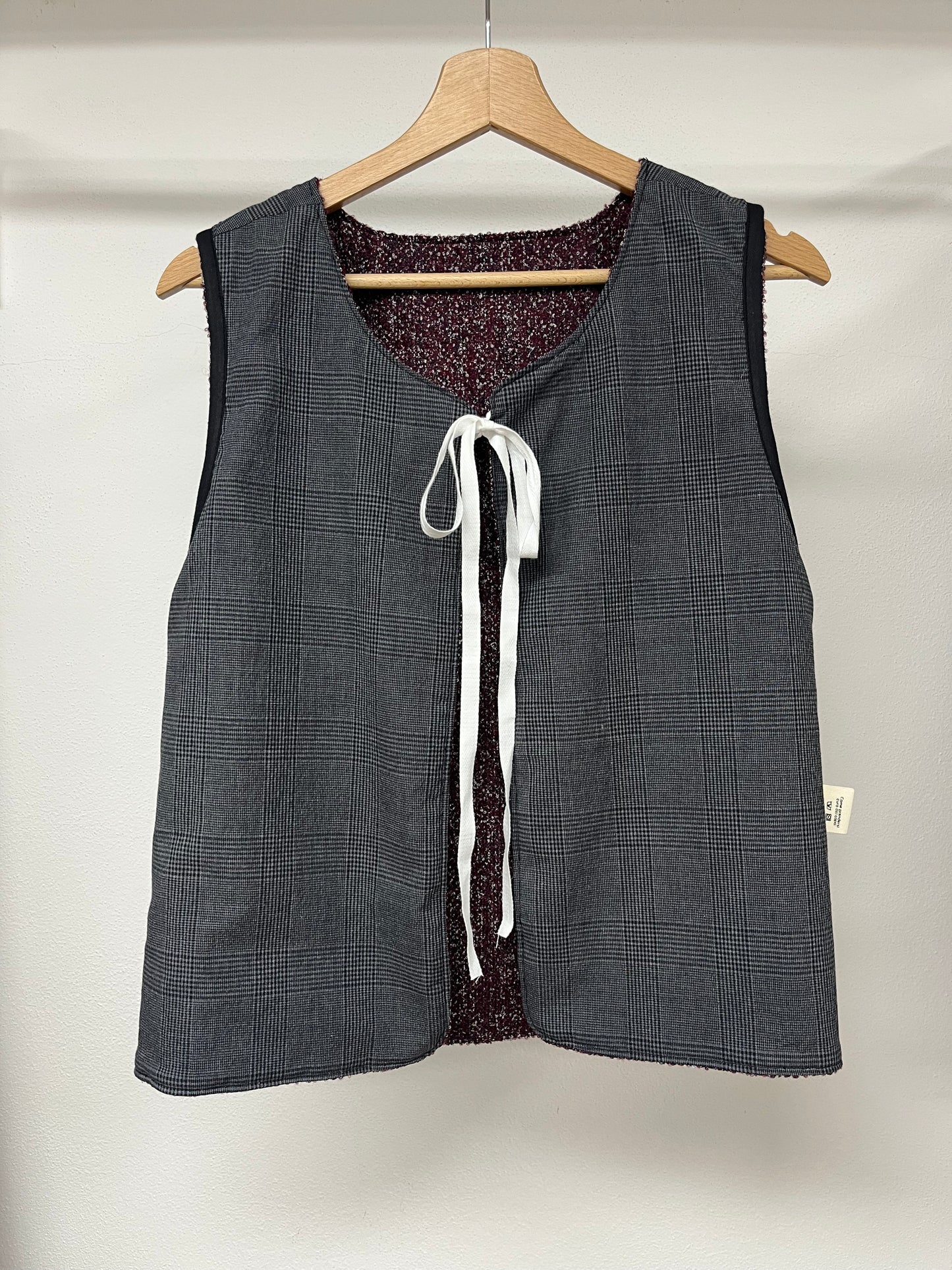 Gilet lana mélange bordeaux/grigio con fiocco