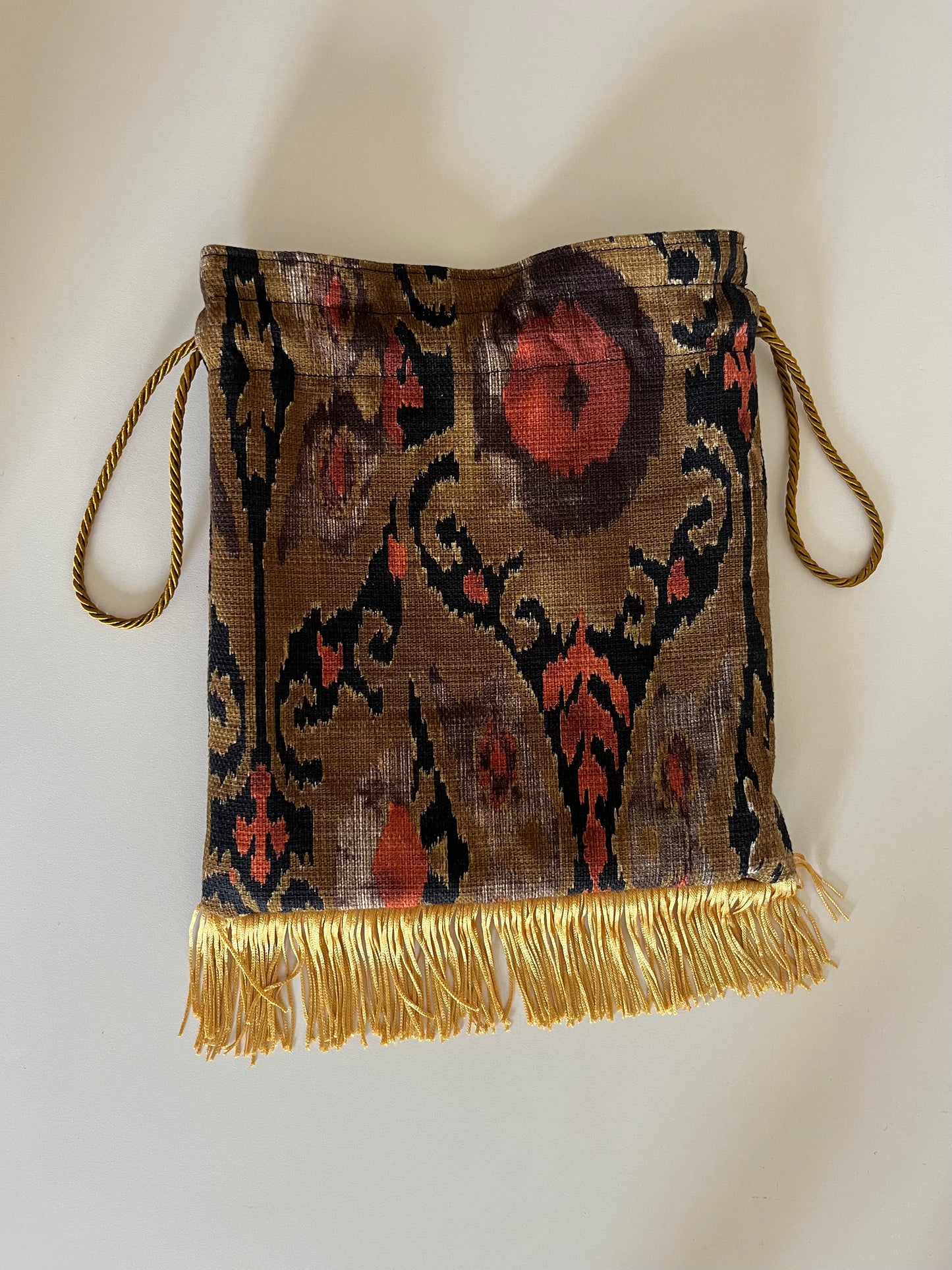 Borsetta a sacchetto con frange nr. 3