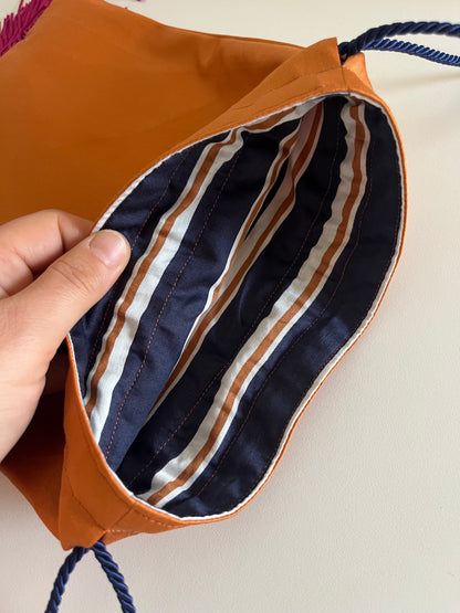 Borsetta a sacchetto con frange nr. 2