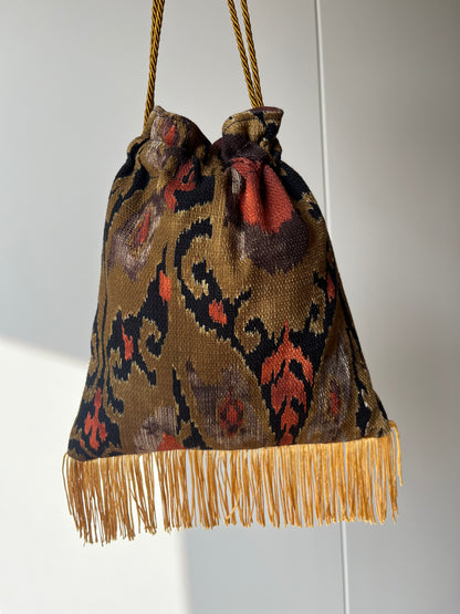Borsetta a sacchetto con frange nr. 3