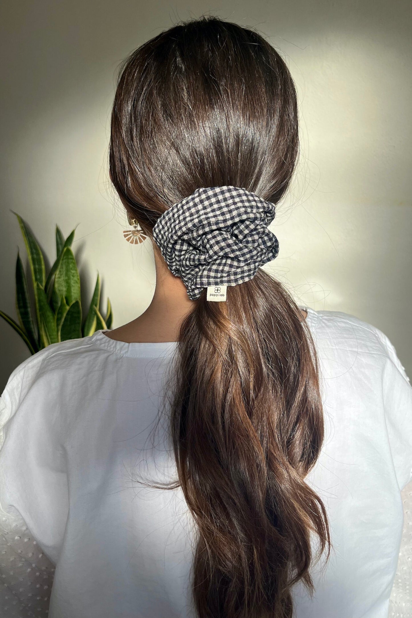 Scrunchie lana misto seta quadretti neri/beige