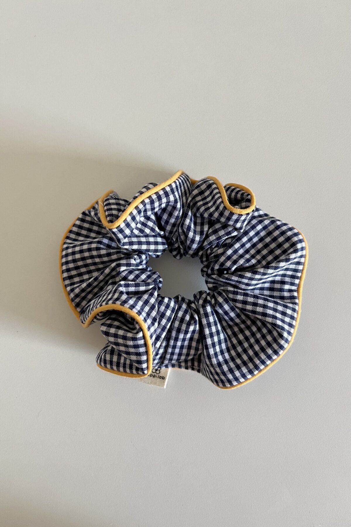 Scrunchie quadretti blu/bianco + piping giallo